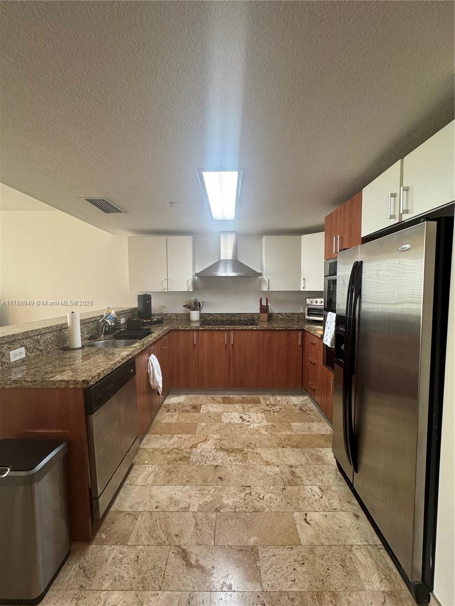 The Sail Condo - Residential