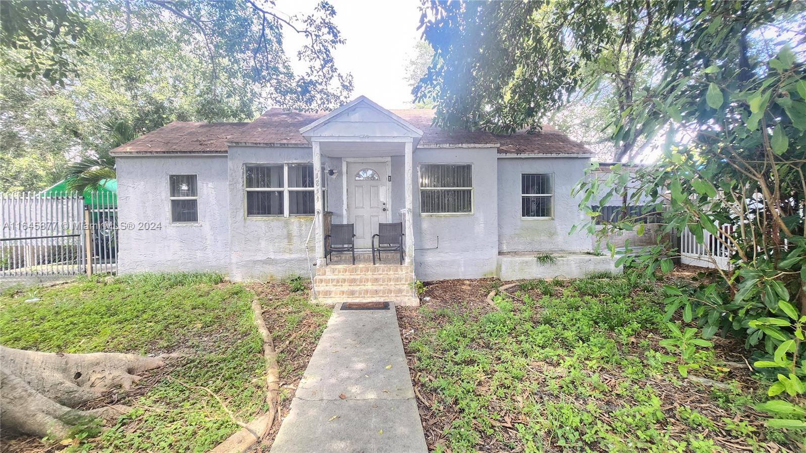AIRLINE ESTATES - Residential