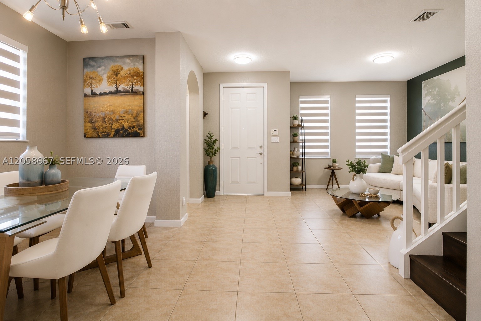 MANDARIN LAKES - Residential