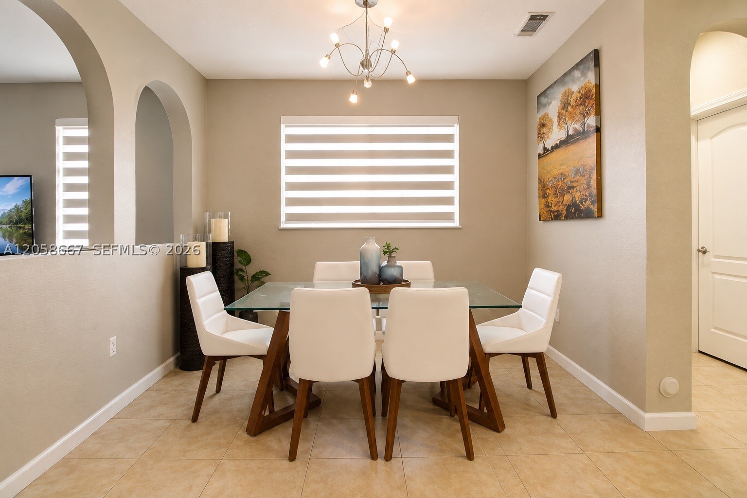 MANDARIN LAKES - Residential