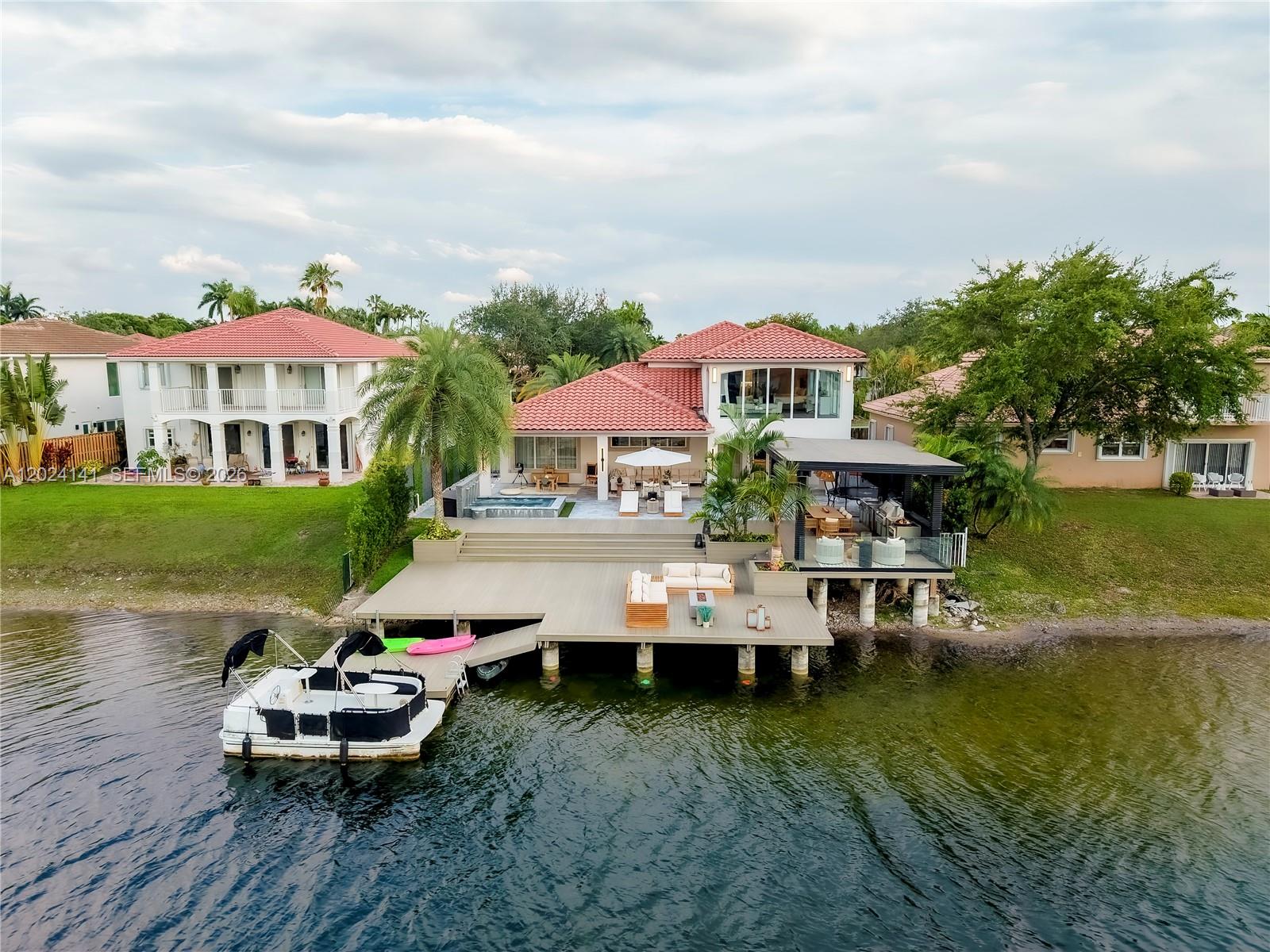 DORAL ISLES PACIFICA - Residential
