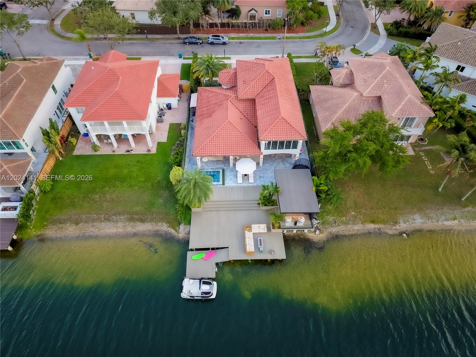 DORAL ISLES PACIFICA - Residential