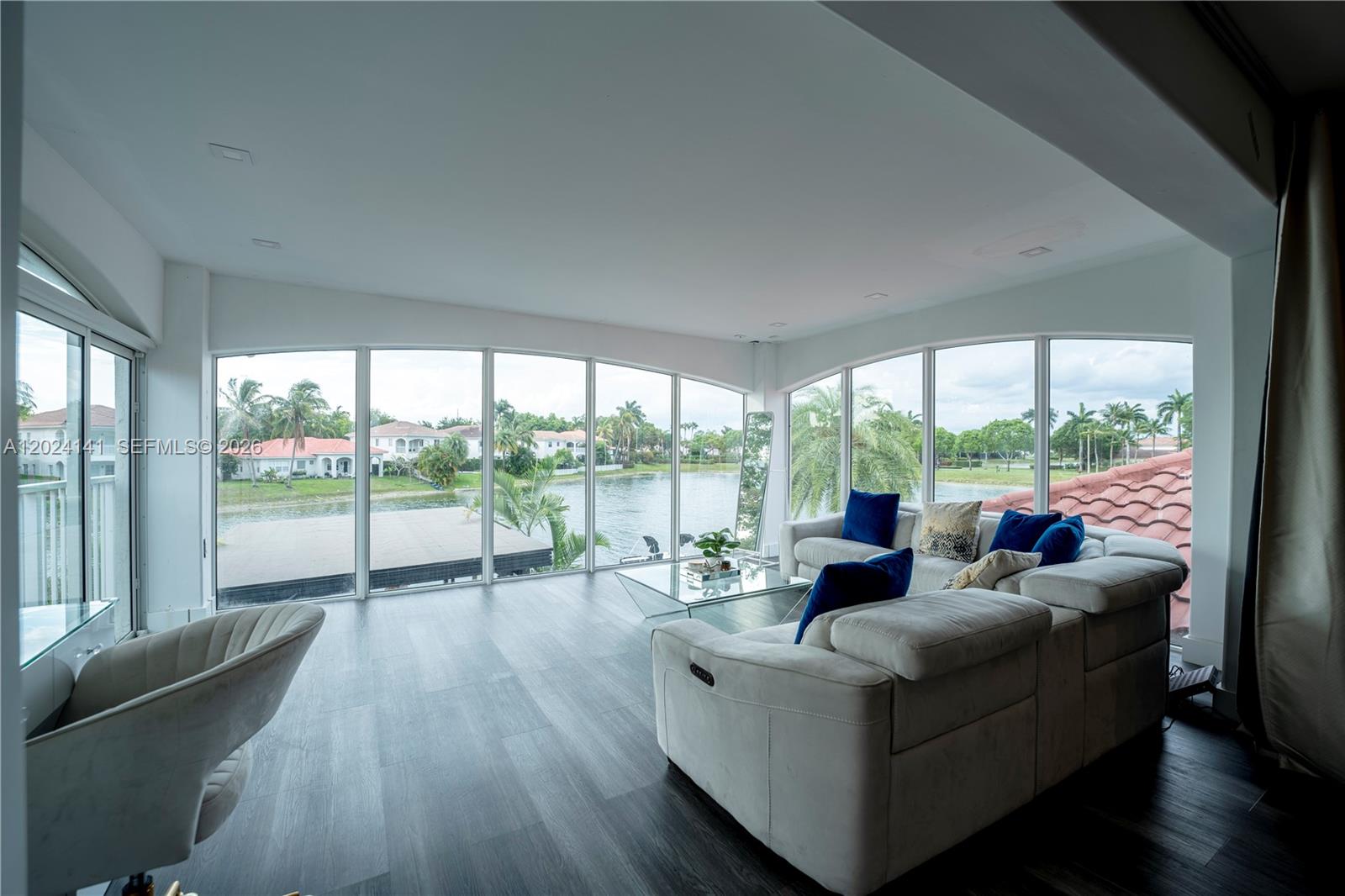 DORAL ISLES PACIFICA - Residential