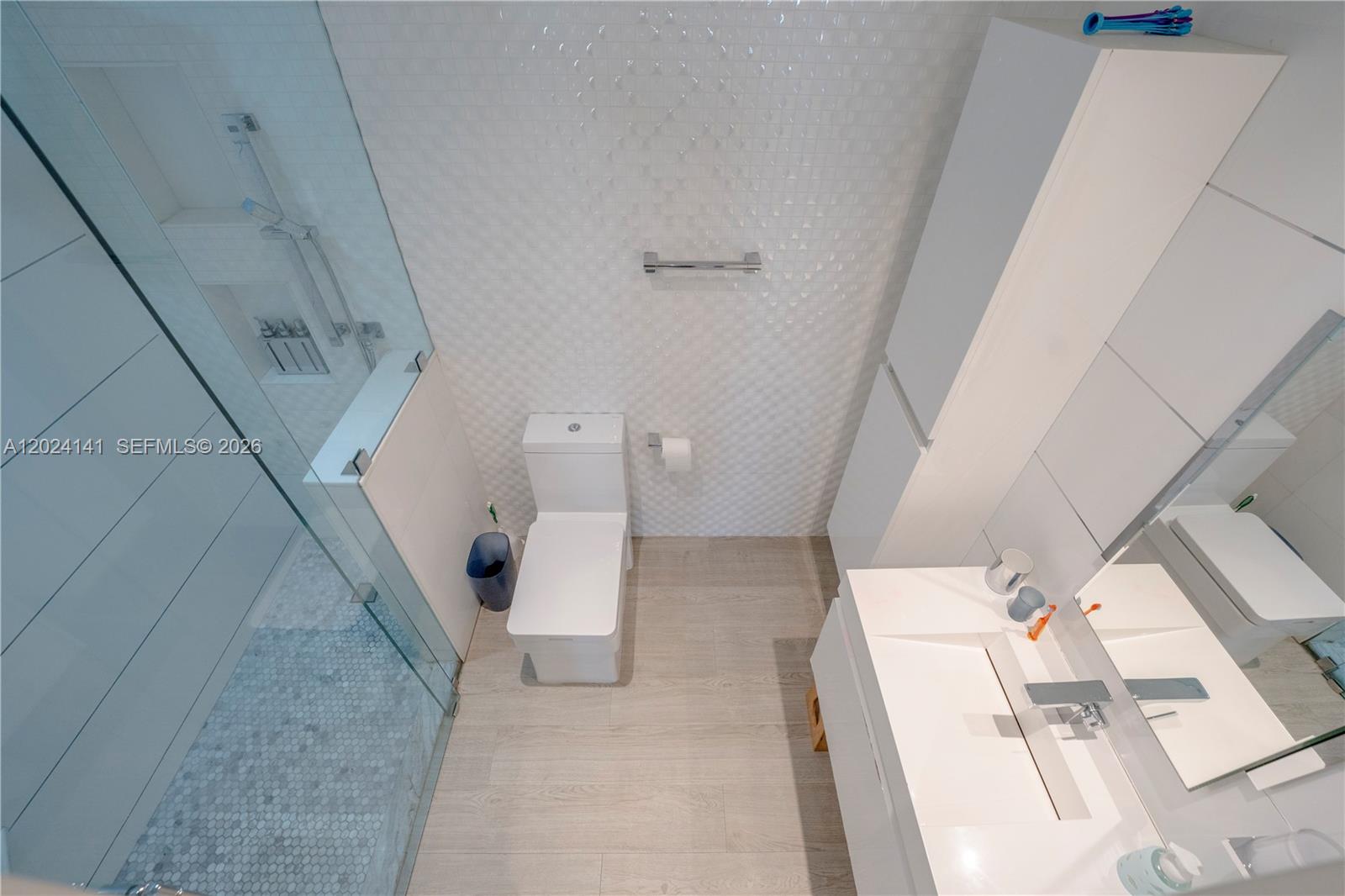 DORAL ISLES PACIFICA - Residential