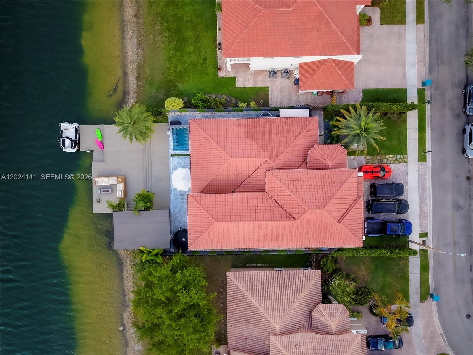DORAL ISLES PACIFICA - Residential