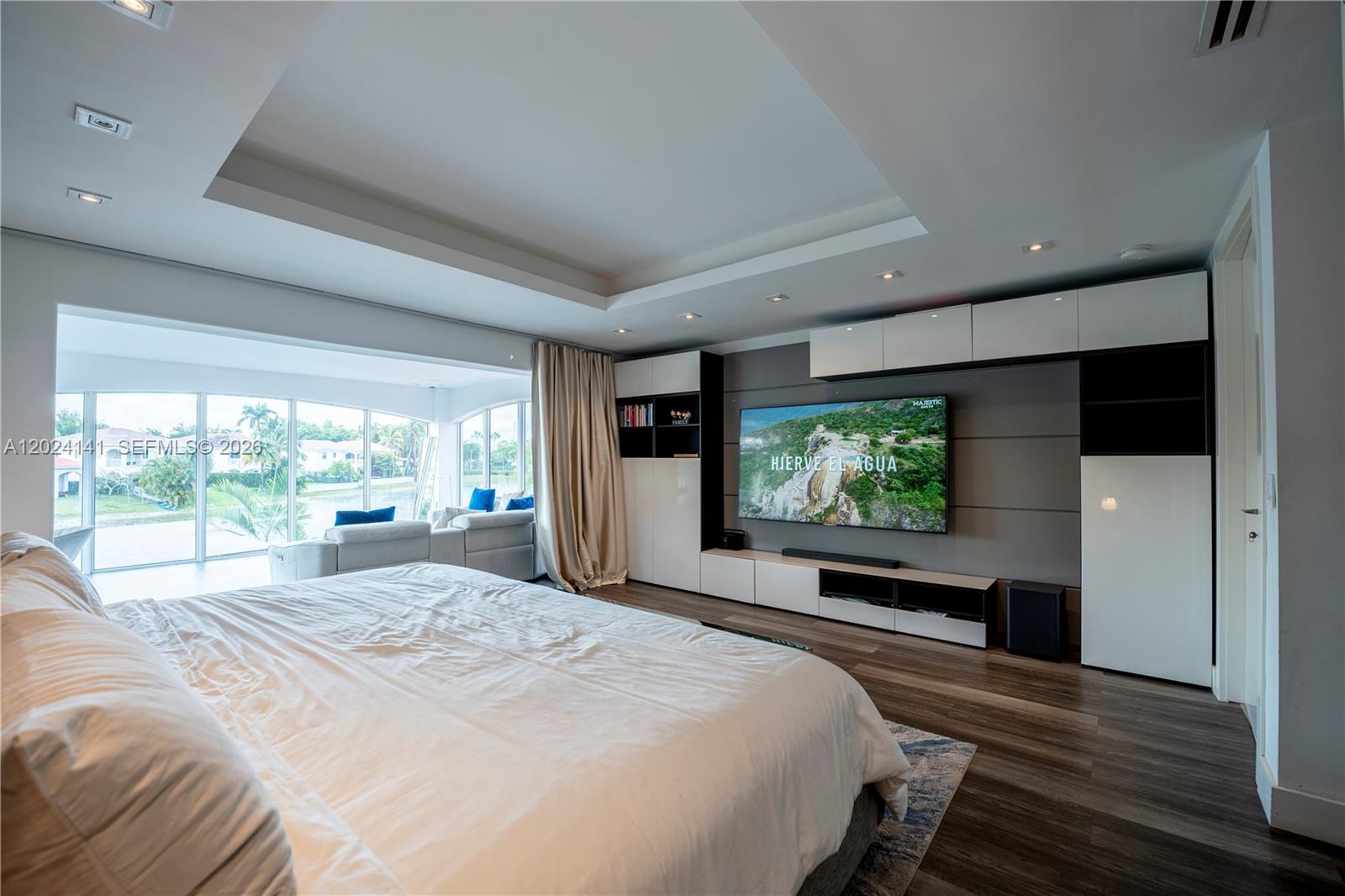 DORAL ISLES PACIFICA - Residential
