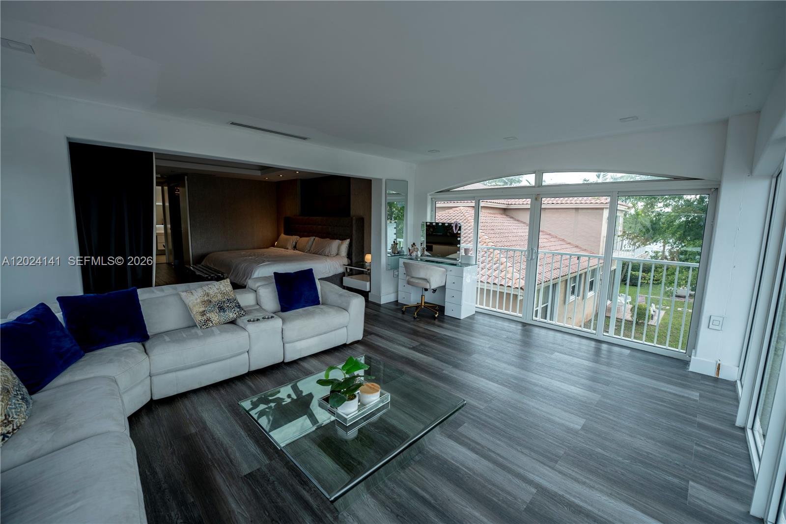 DORAL ISLES PACIFICA - Residential