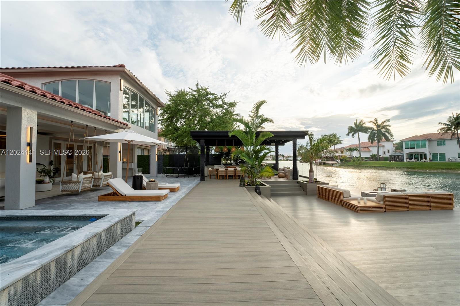 DORAL ISLES PACIFICA - Residential