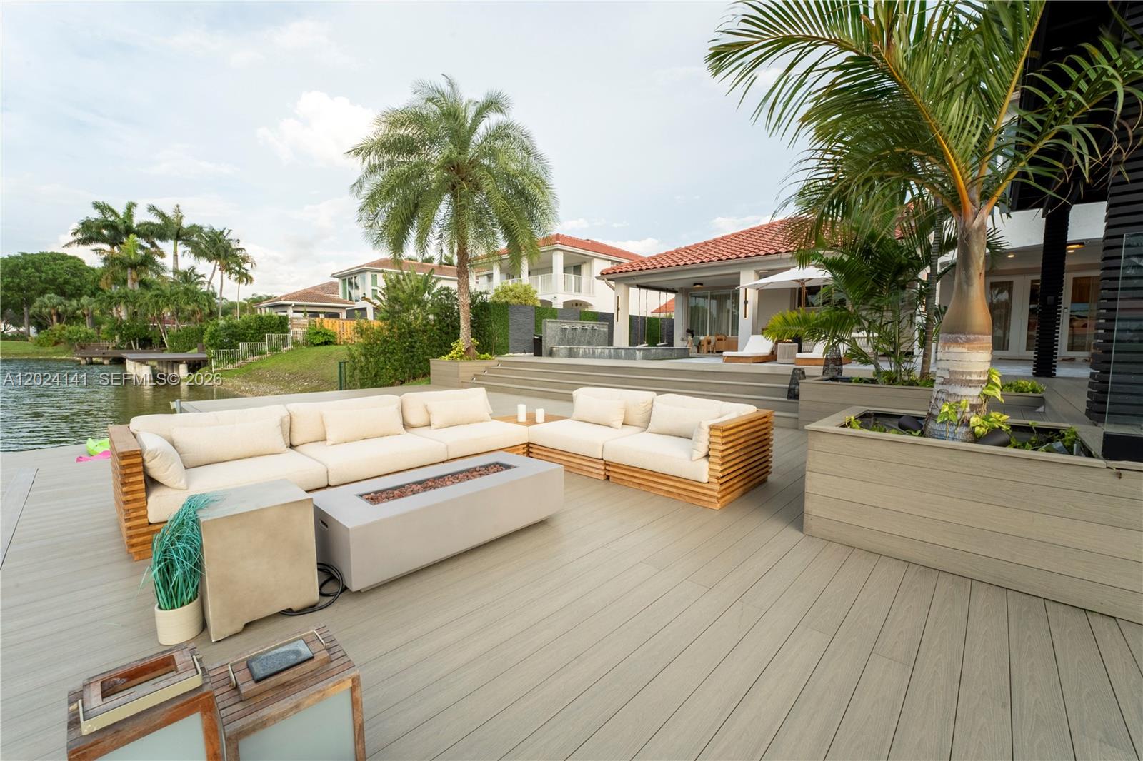 DORAL ISLES PACIFICA - Residential