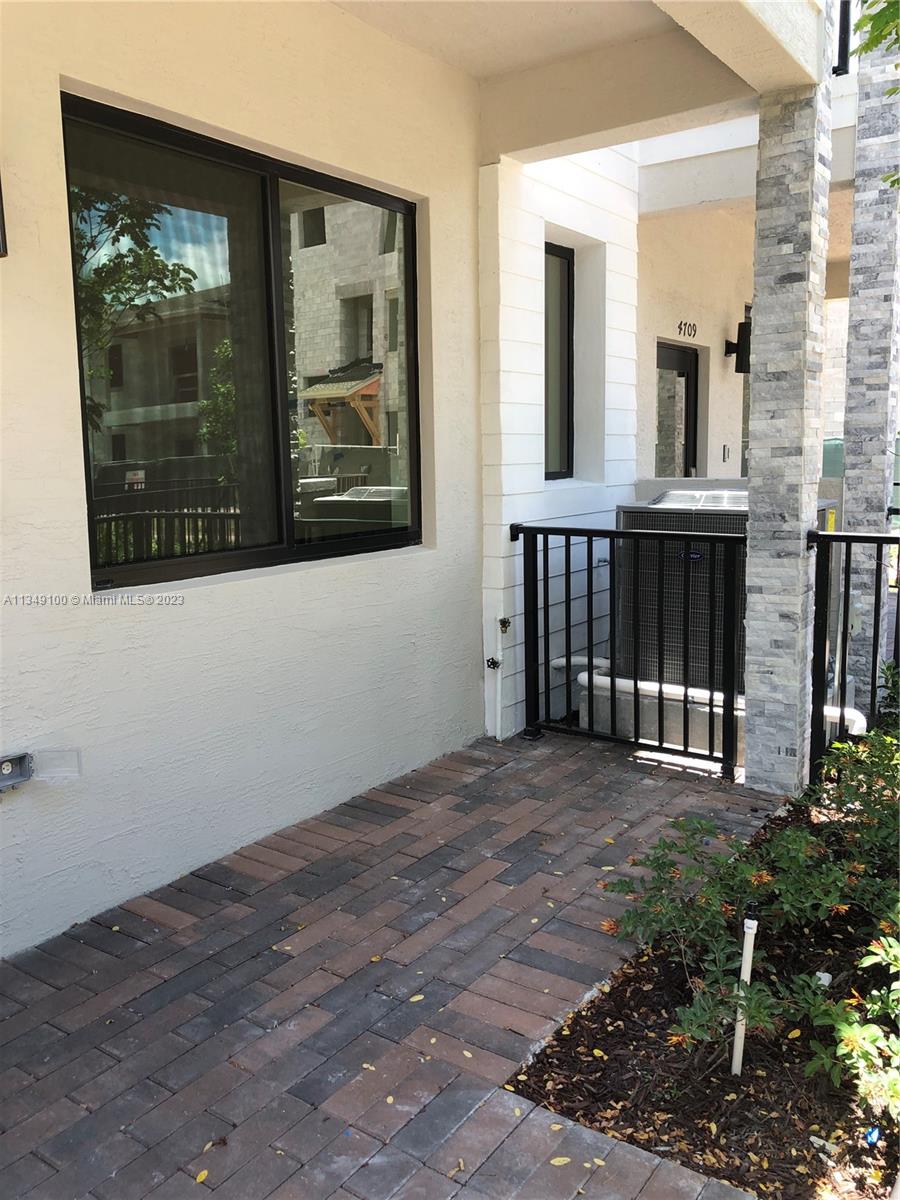 Urbana at the Residences - Residential Lease