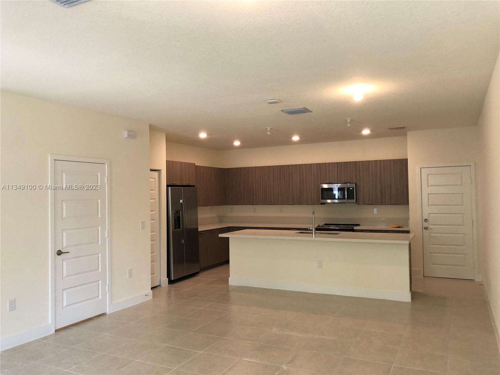 Urbana at the Residences - Residential Lease