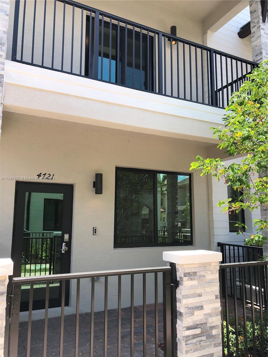 Spacious 3 bedroom/2.5 bath family Townhome with a 2 car garage in much desired Urbana in Downtown Doral! Your new home also has all IMPACT windows and doors! Kitchen with stainless steel appliances, self-closing wood cabinets, open floor plan with tile floors, carpet in the bedrooms and washer and dryer. Enjoy Resort-style living in this vibrant and upscale community located in the heart of Downtown Doral with a spectacular clubhouse, pool, basketball court, fitness center, green paseo/walkways, children's play area, jogging path...Close to top rated schools and major highways!