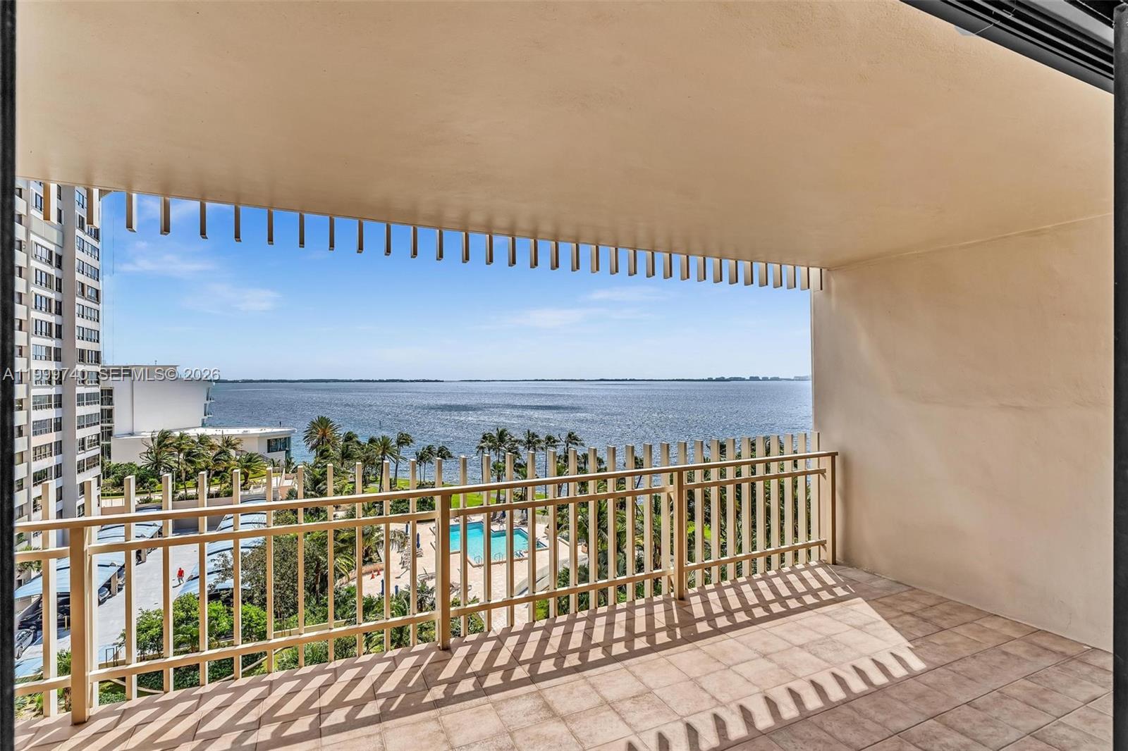 GROVE ISLE CONDO - Residential