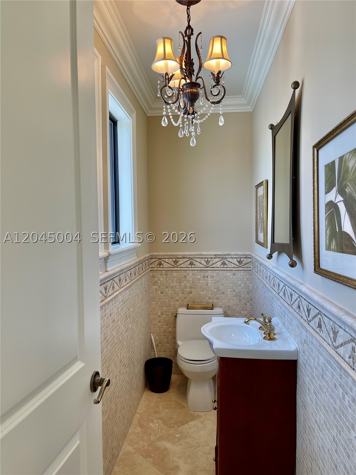 ROYAL HARBOUR YACHT CLUB - Residential Lease