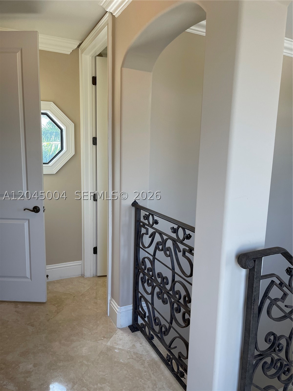 ROYAL HARBOUR YACHT CLUB - Residential Lease