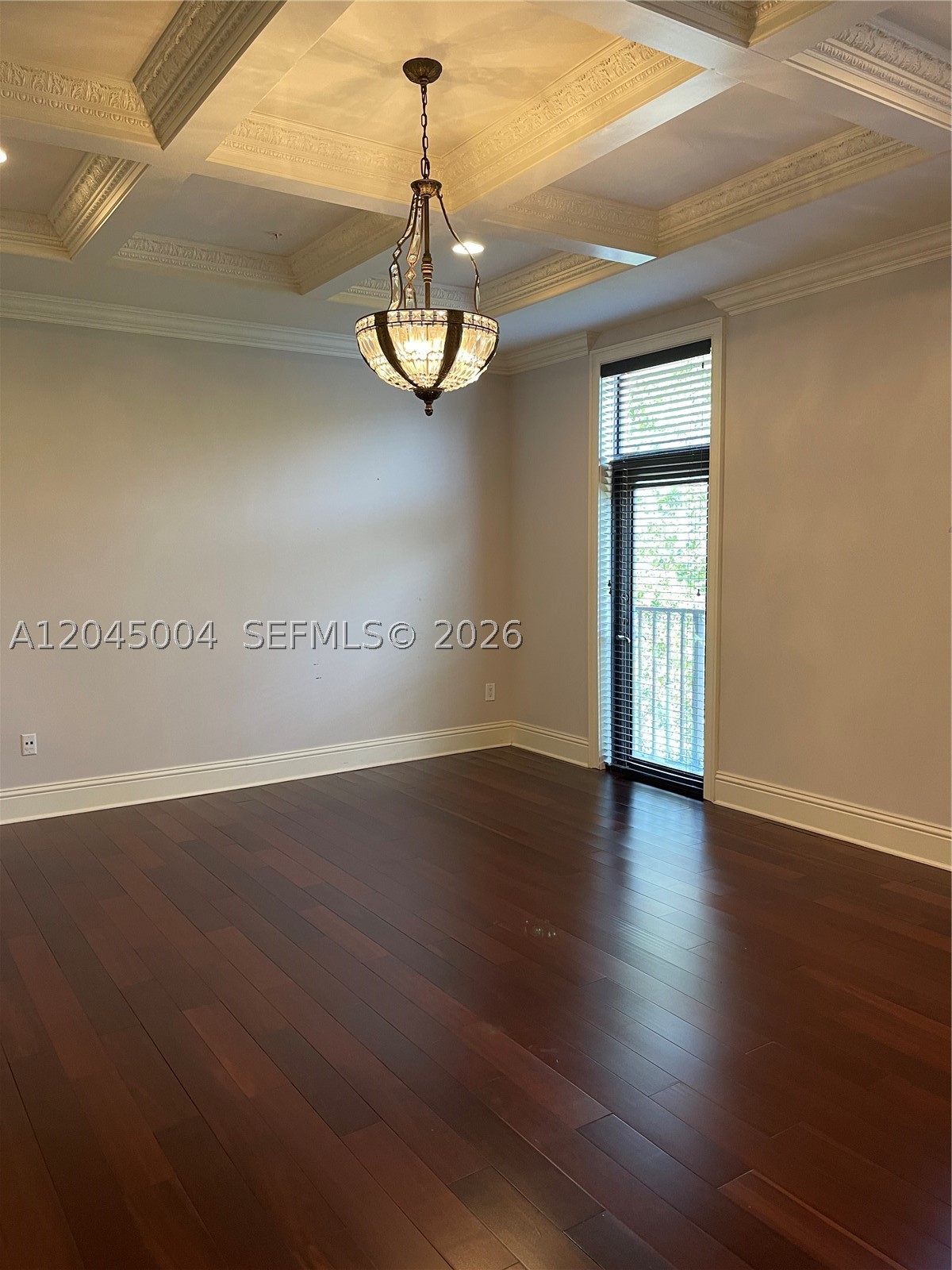 ROYAL HARBOUR YACHT CLUB - Residential Lease