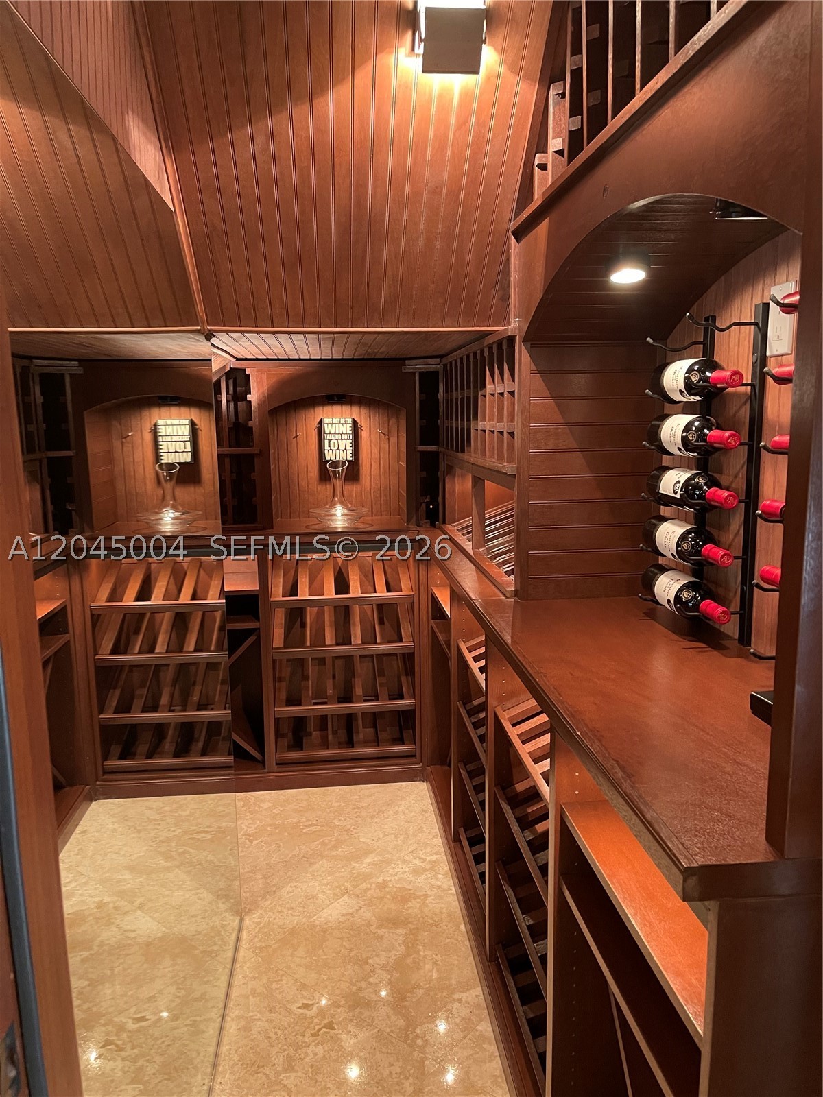 ROYAL HARBOUR YACHT CLUB - Residential Lease