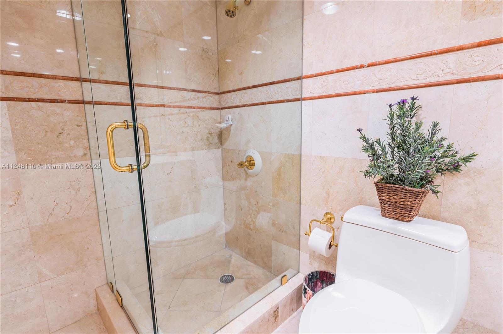 BRICKELL BISCAYNE CONDO - Residential Lease