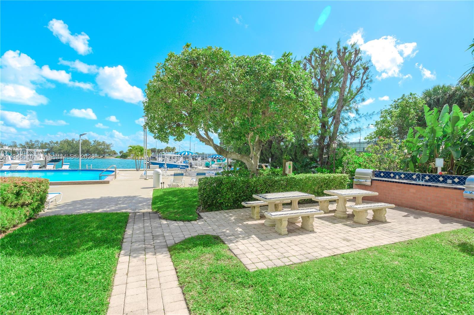 BRICKELL BISCAYNE CONDO - Residential Lease