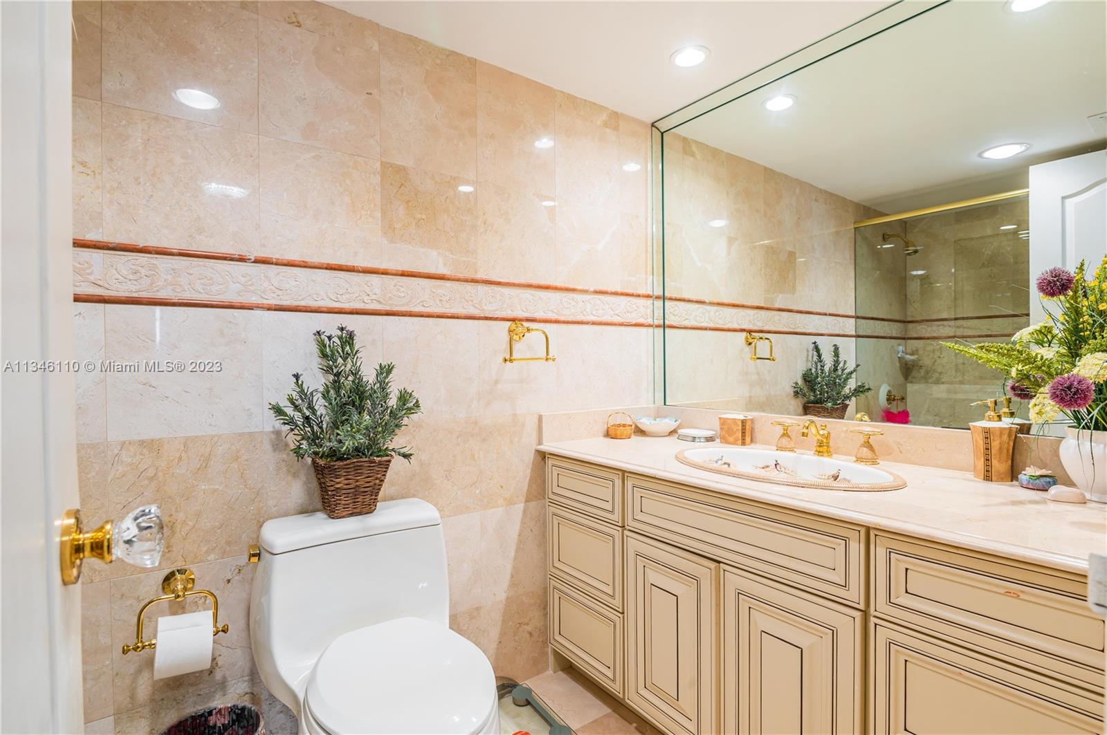 BRICKELL BISCAYNE CONDO - Residential Lease