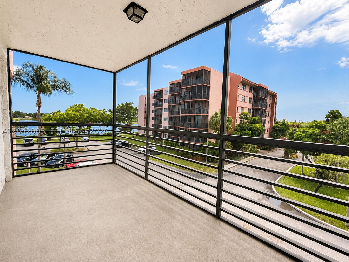LAKE VIEW OF CALIF CLUB C - Residential