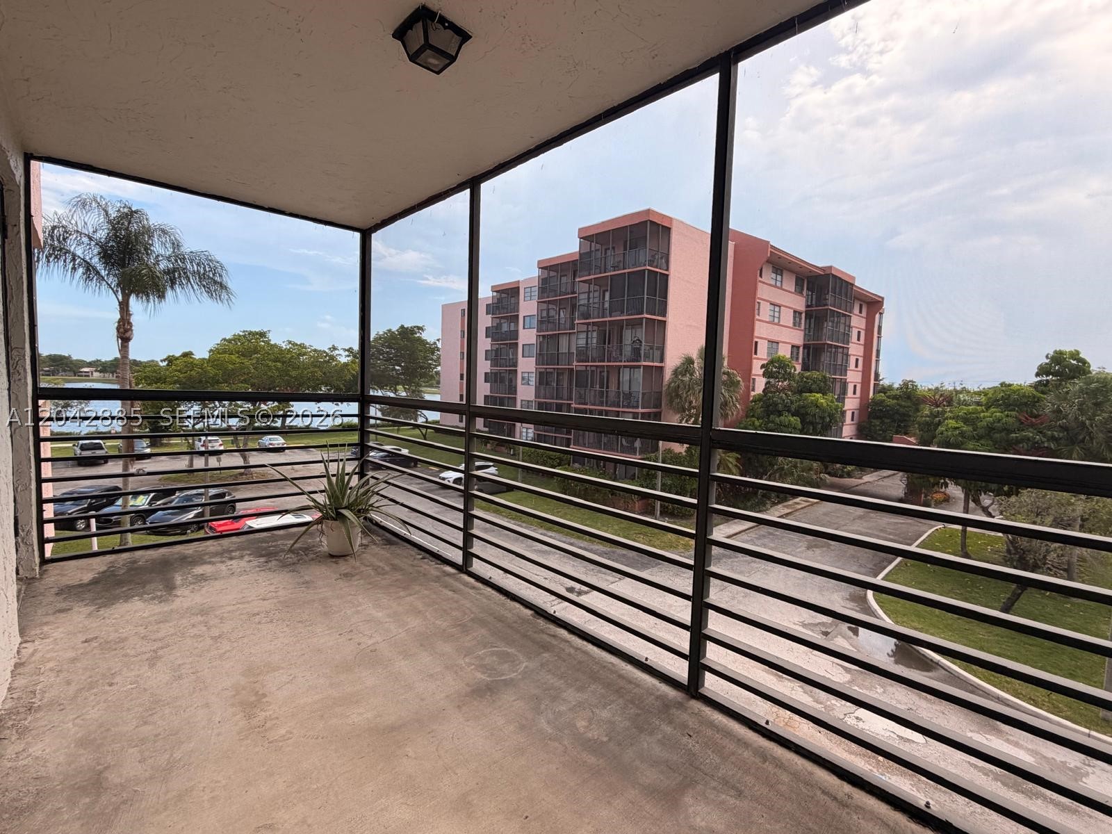 LAKE VIEW OF CALIF CLUB C - Residential