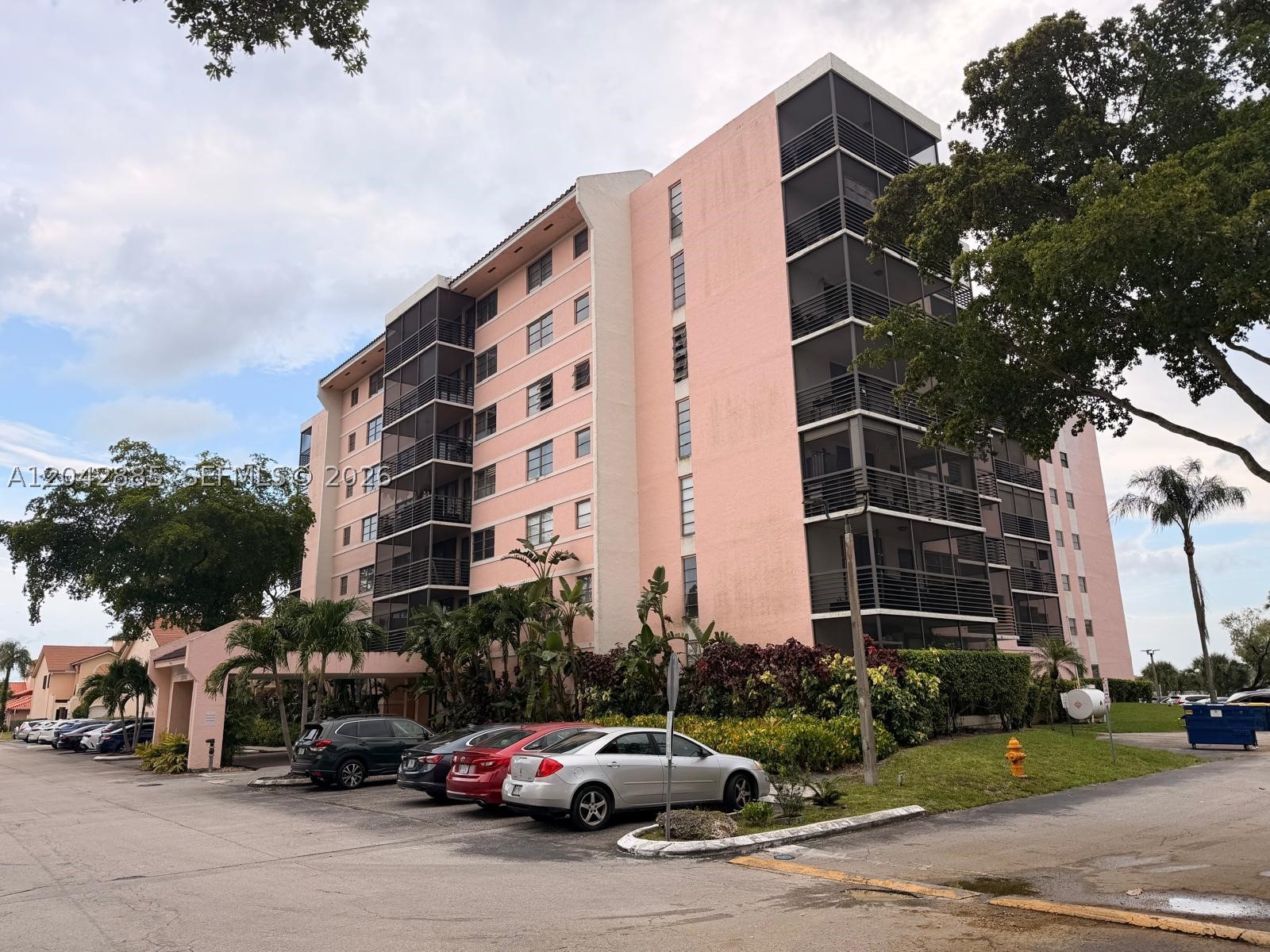 LAKE VIEW OF CALIF CLUB C - Residential