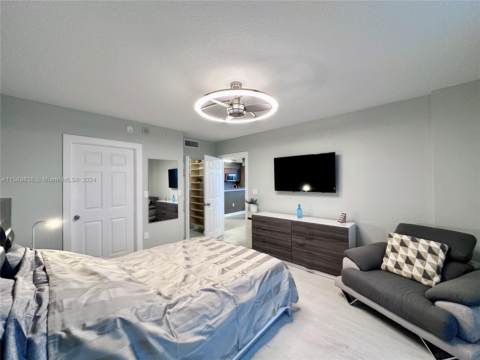 2080 OCEAN DRIVE CONDO - Residential Lease