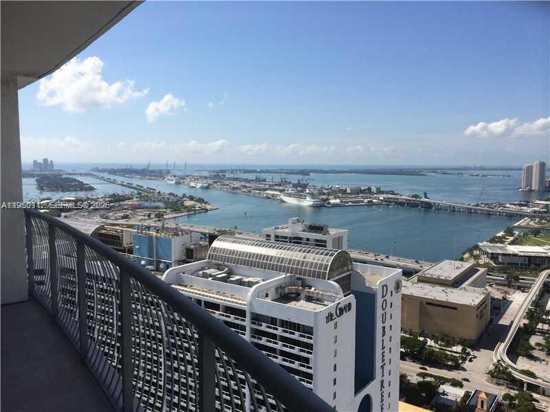 Beautiful 1-bedroom, 1-bath residence at Opera Tower featuring desirable south exposure and a spacious private balcony with abundant natural light. Well-designed layout with strong appeal for both end-users and investors.
Enjoy resort-style living with bayfront pool, fitness center, on-site dining, and convenient services. Prime location just minutes from Brickell and South Beach, offering the best of Miami’s urban lifestyle.
Income-producing property currently rented through August 31, 2026 at $2,600/month—ideal for immediate return on investment.