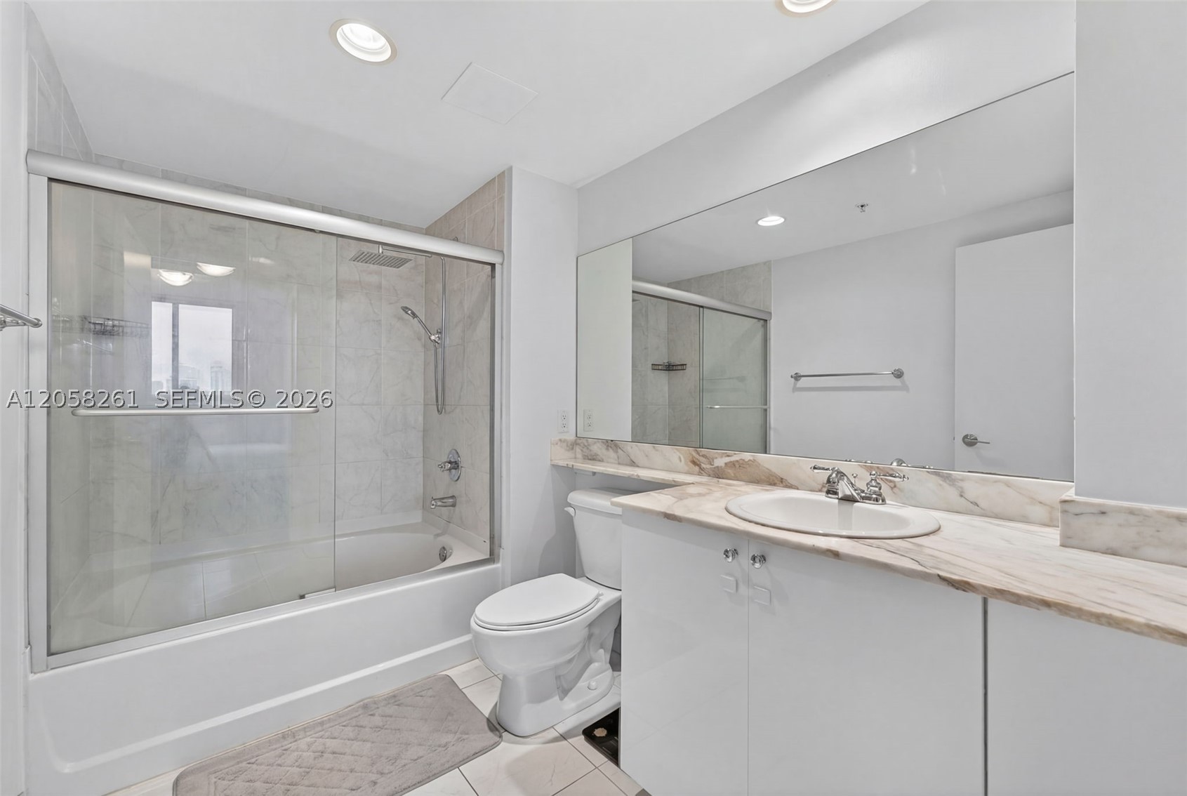 VENTURE AT AVENTURA EAST - Residential