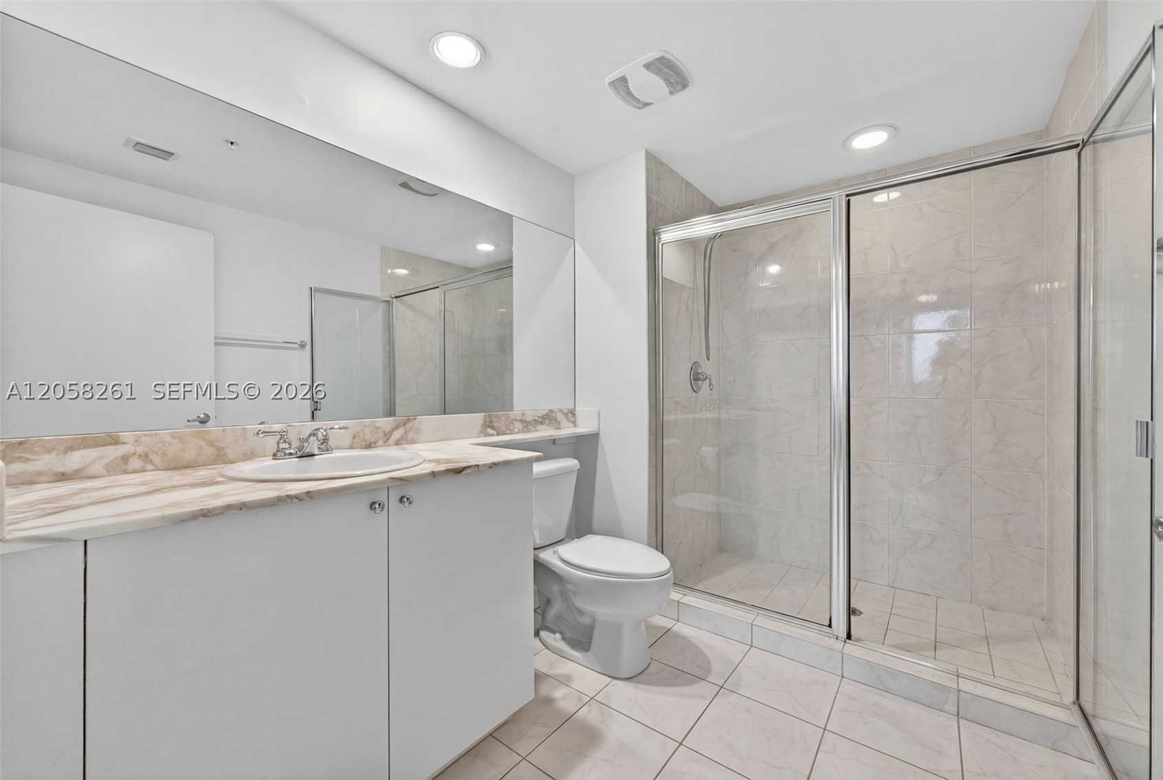 VENTURE AT AVENTURA EAST - Residential