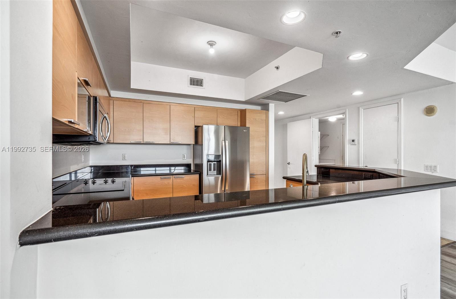 THE OAKS I CONDO - Residential
