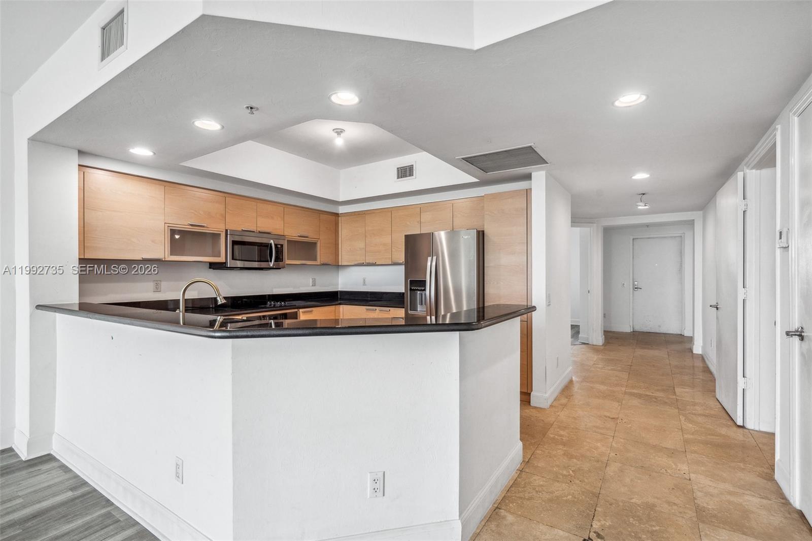 THE OAKS I CONDO - Residential