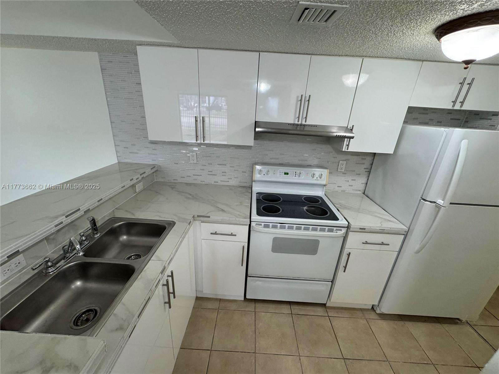 VILLA BELLINI CONDO - Residential Lease