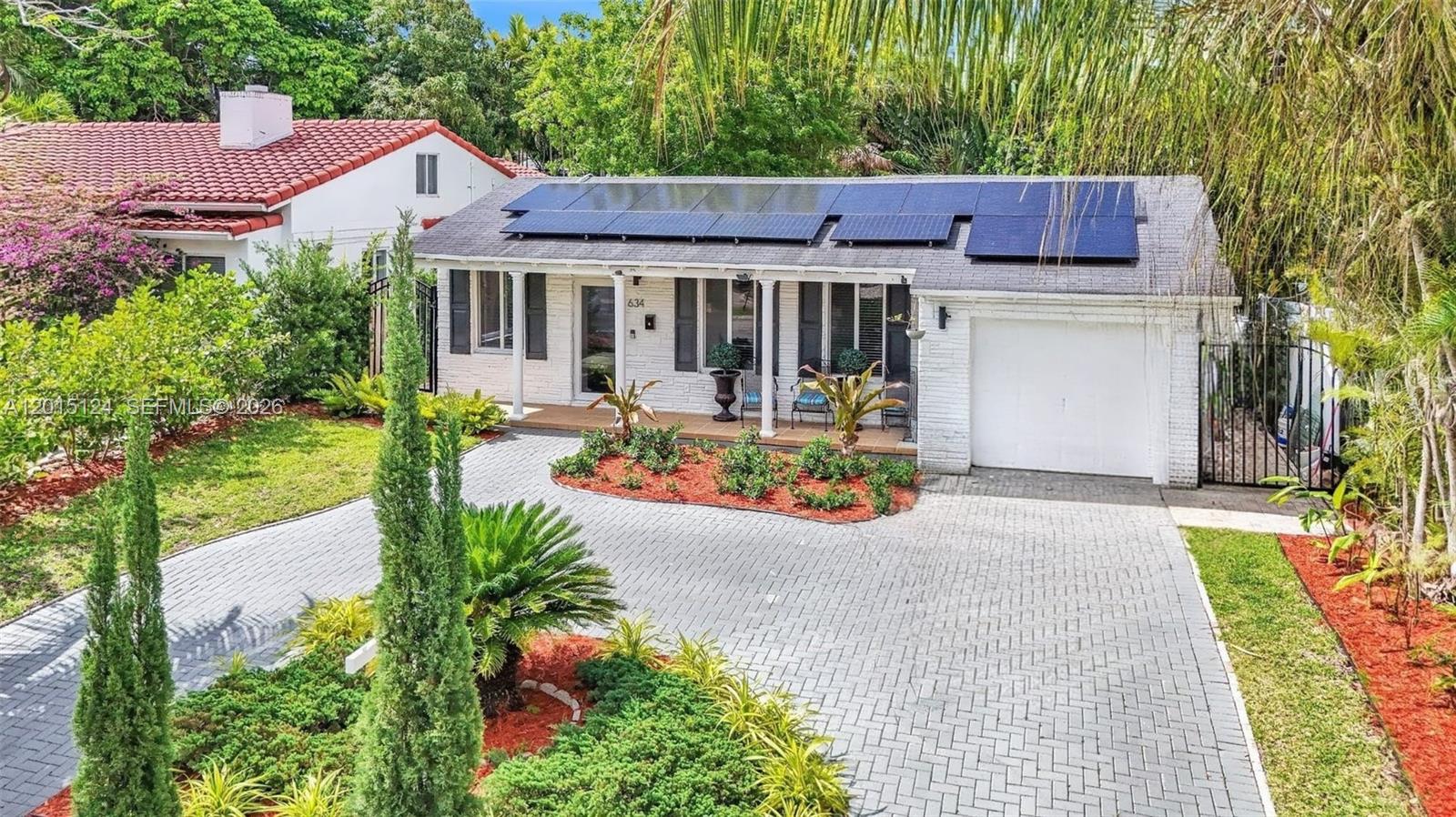 BELLE MEADE OF MIA SEC 1 - Residential