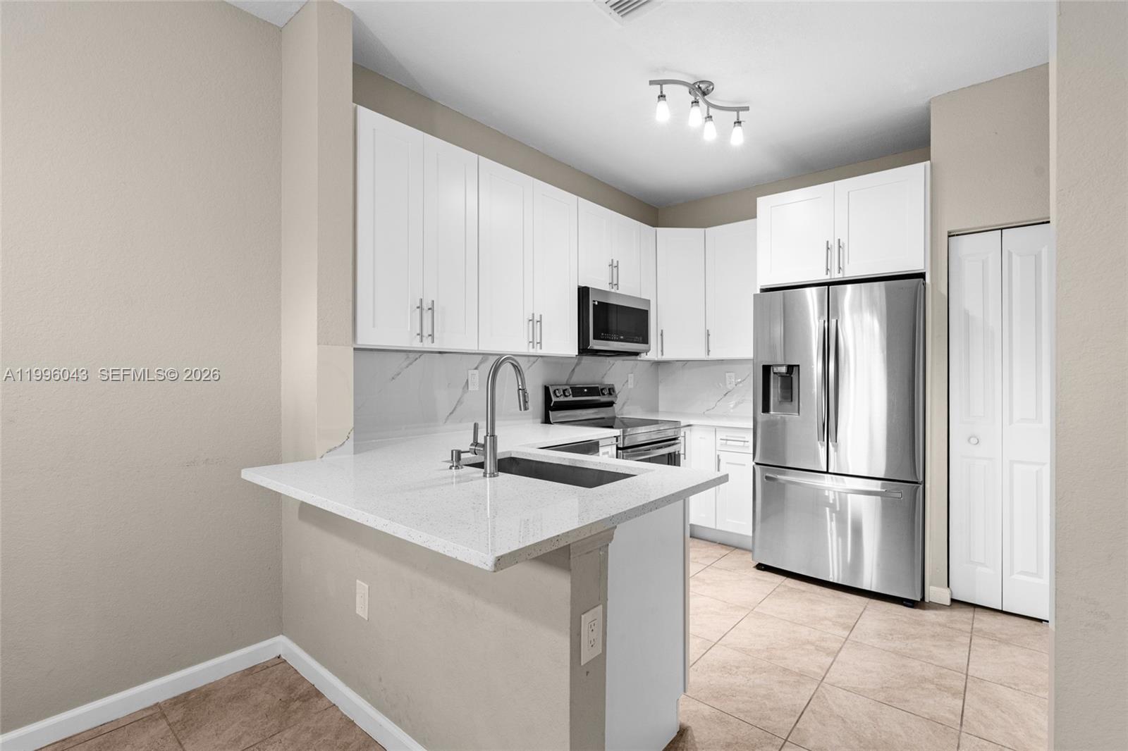 EDC ASSOCIATES PLAT - Residential
