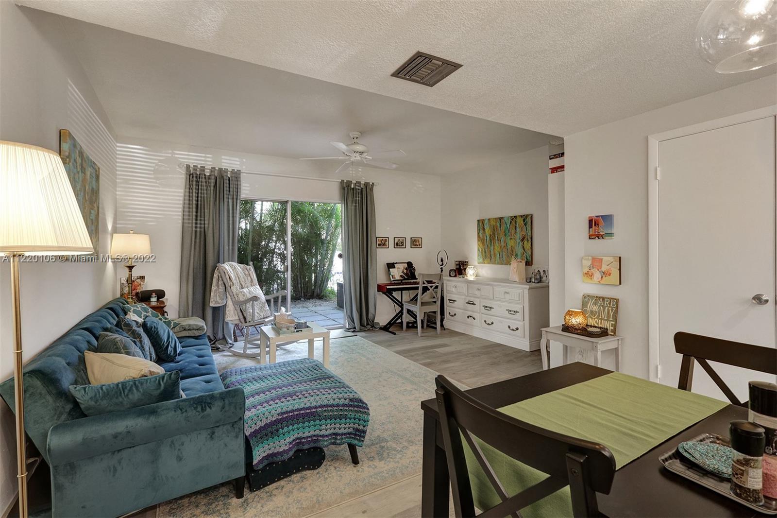 LINDA TERRACE - Residential