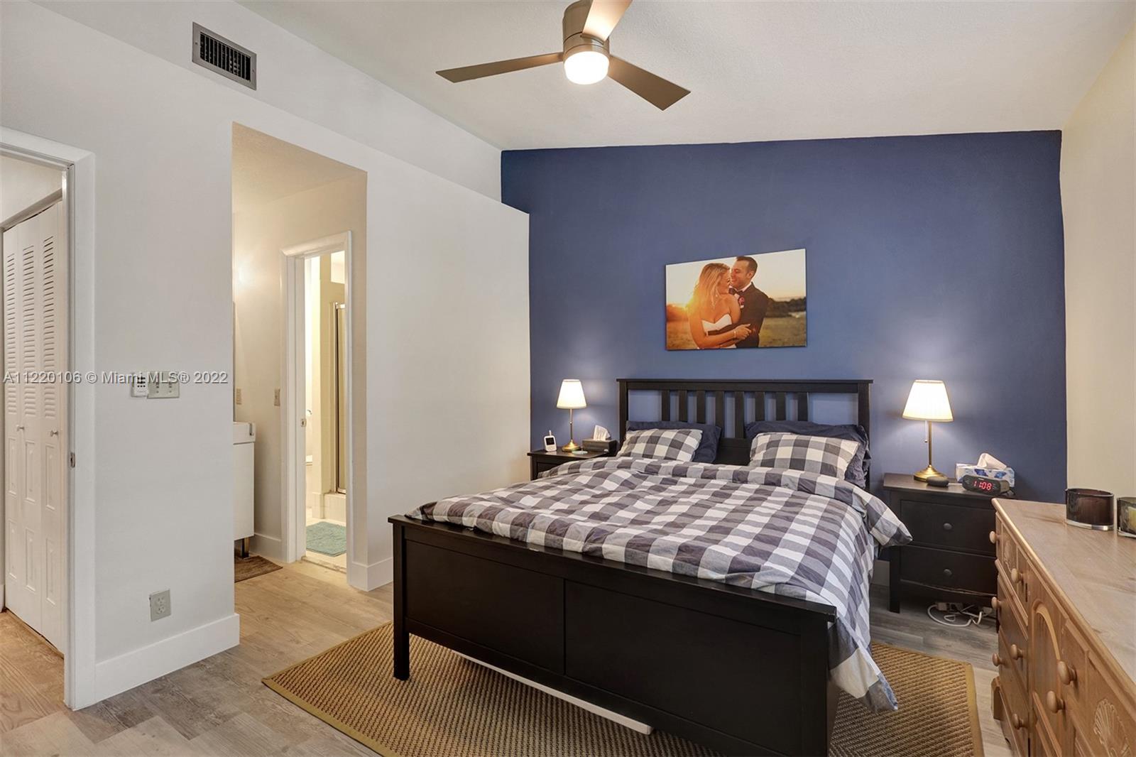 LINDA TERRACE - Residential
