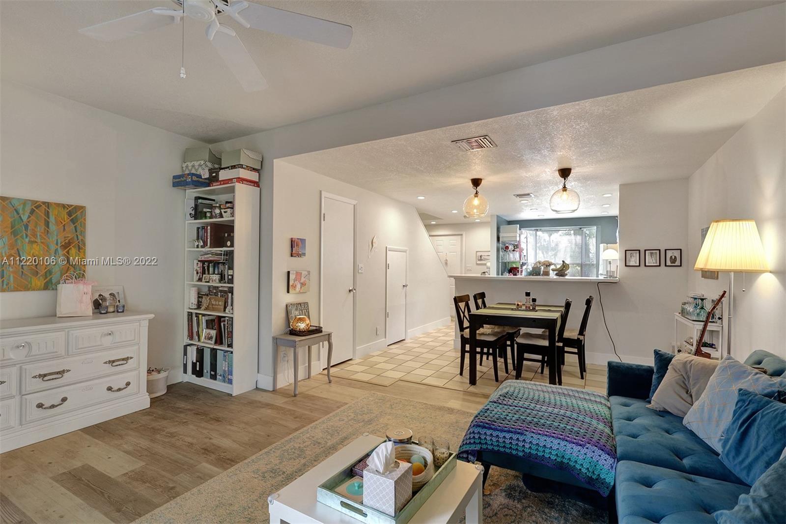 LINDA TERRACE - Residential