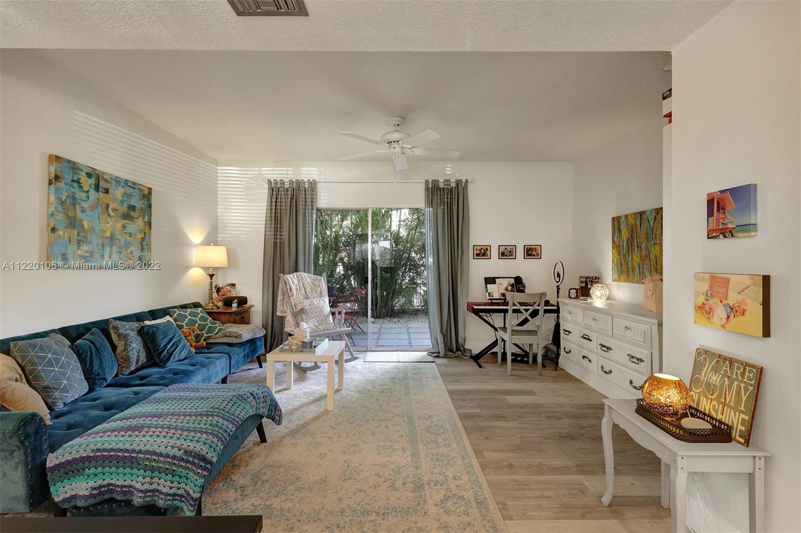 LINDA TERRACE - Residential