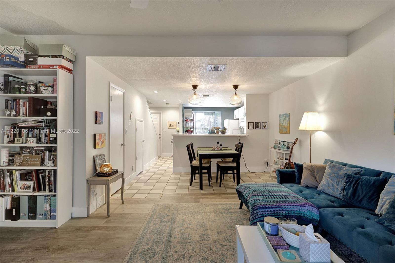 LINDA TERRACE - Residential