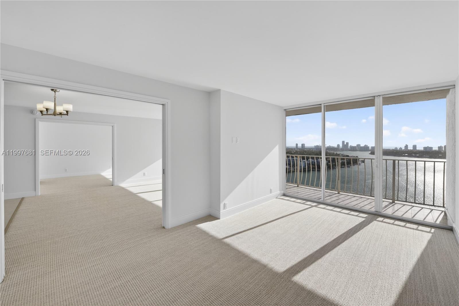 THE GRANDVIEW PALACE COND - Residential