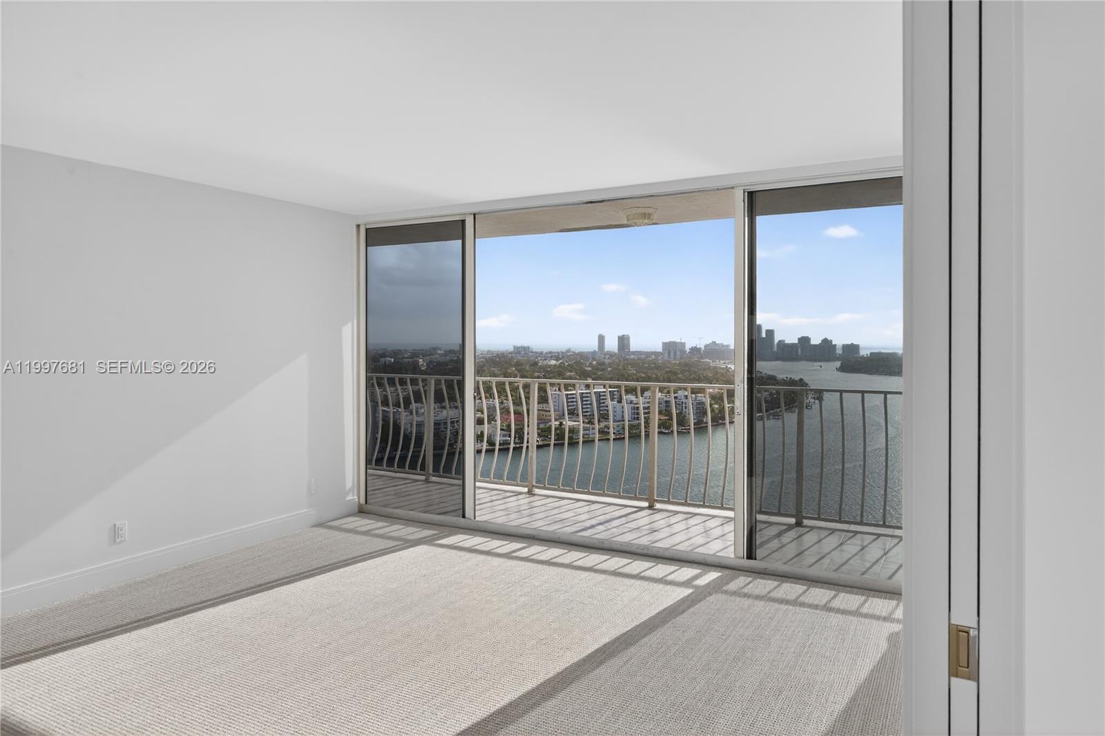 THE GRANDVIEW PALACE COND - Residential