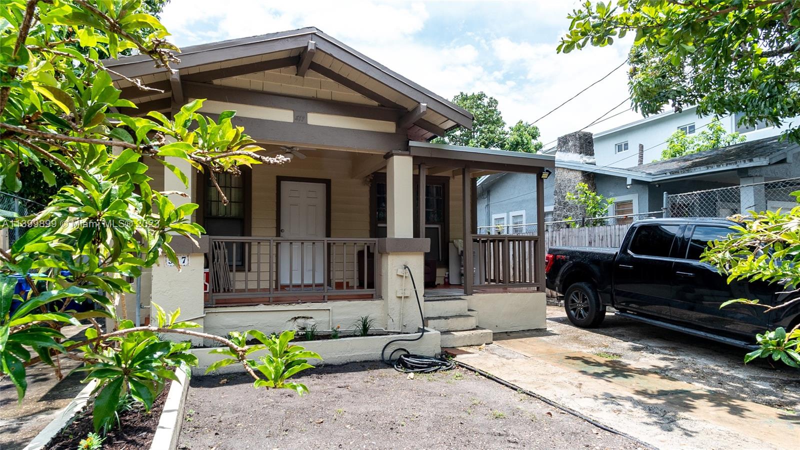 LAWRENCE ESTATES LAND COS - Residential