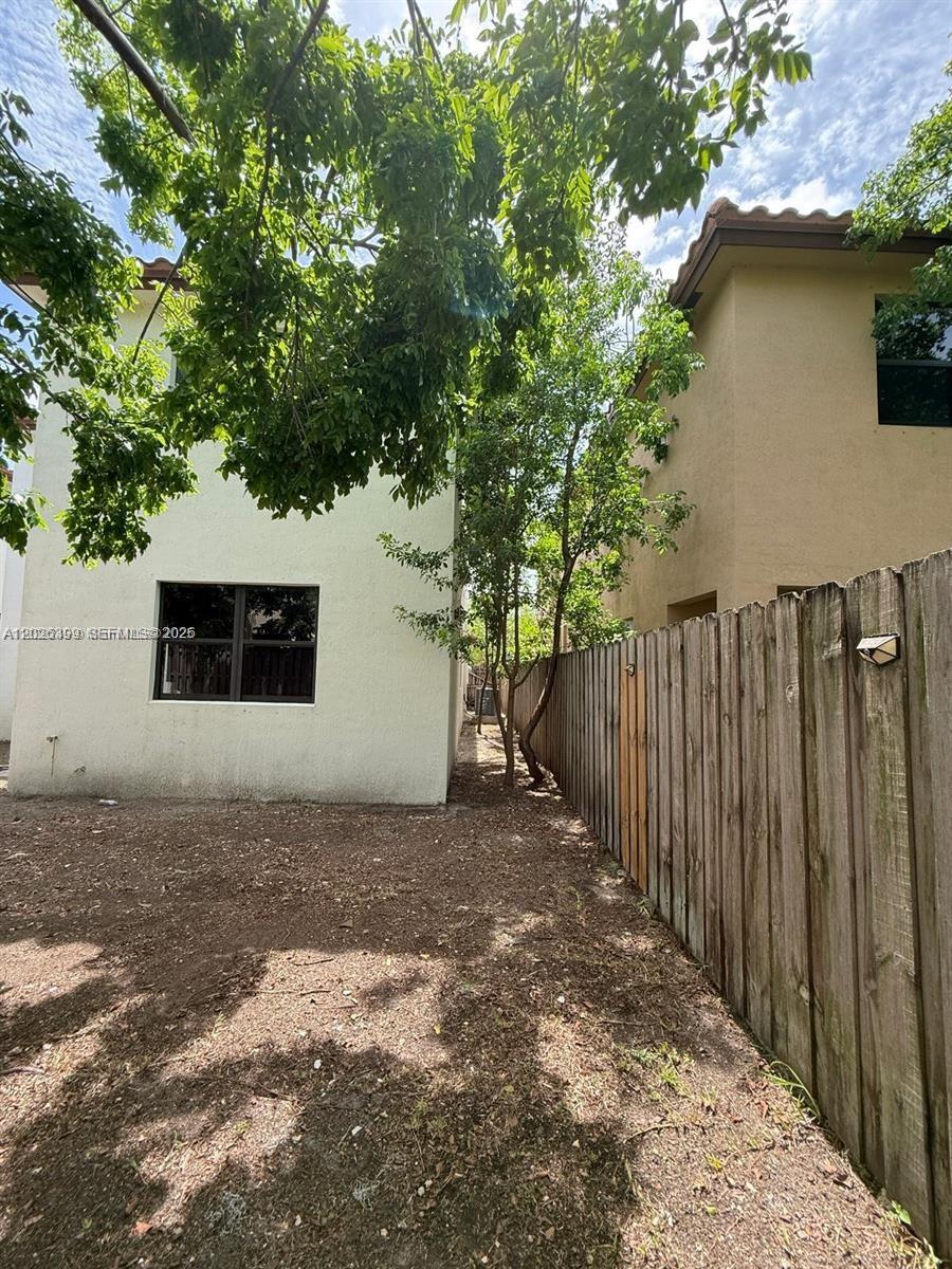 BARBADOS AT OASIS - Residential Lease