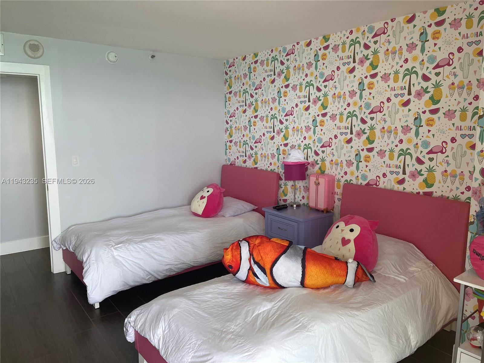 CLUB ATLANTIS CONDO - Residential