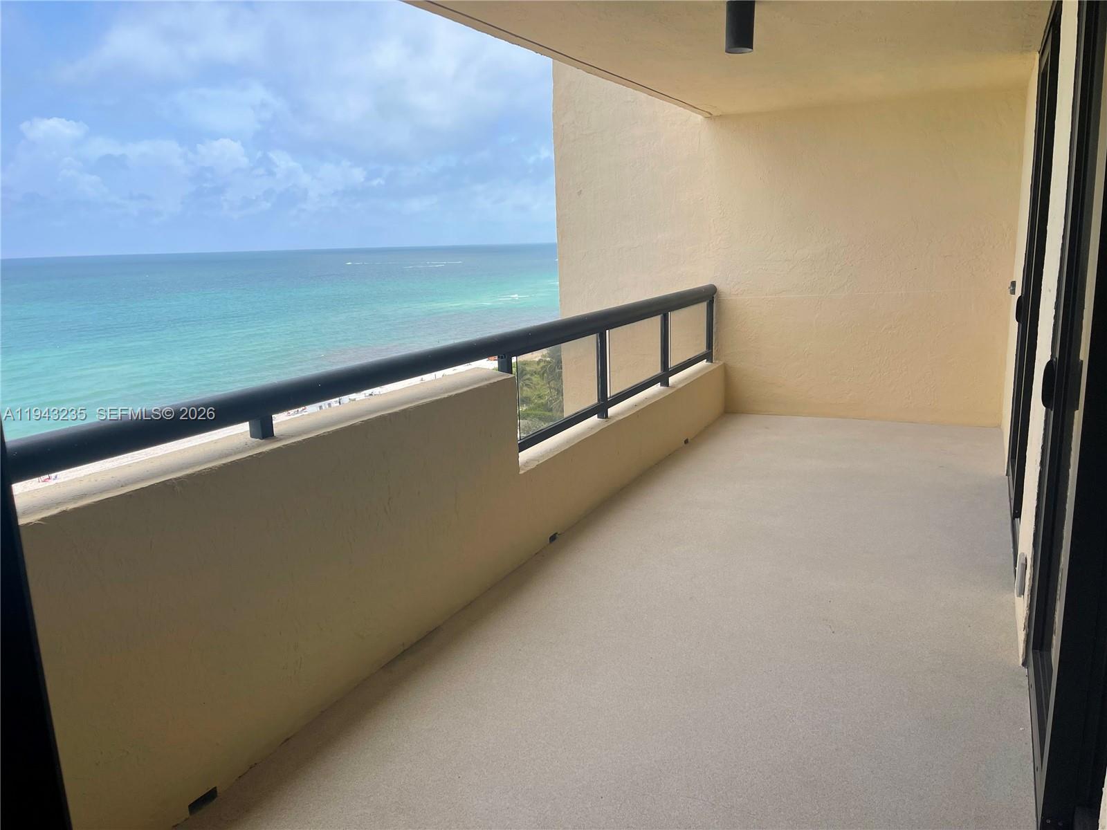 CLUB ATLANTIS CONDO - Residential