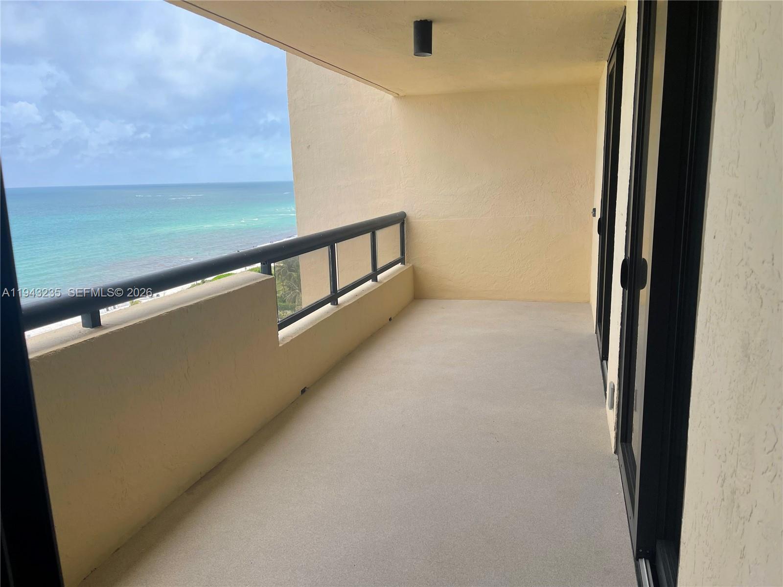CLUB ATLANTIS CONDO - Residential