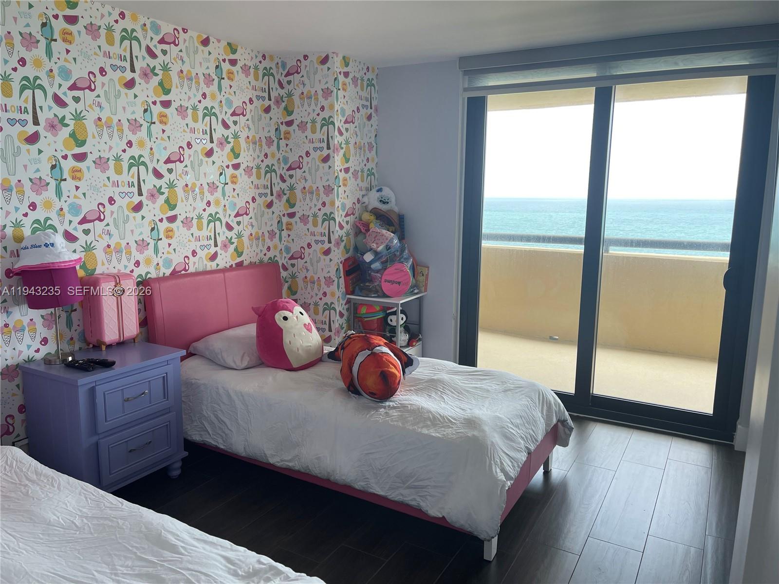 CLUB ATLANTIS CONDO - Residential