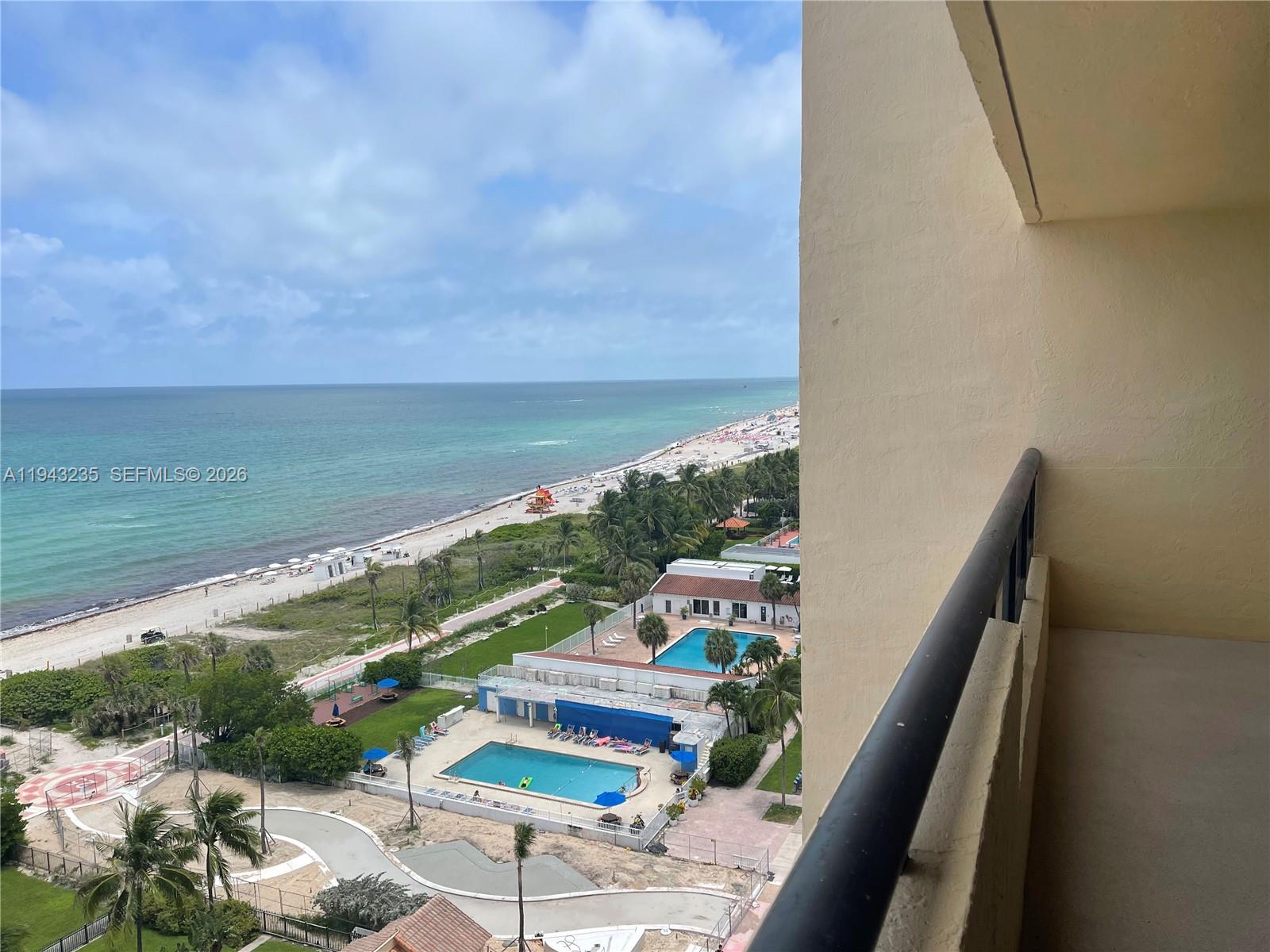 CLUB ATLANTIS CONDO - Residential